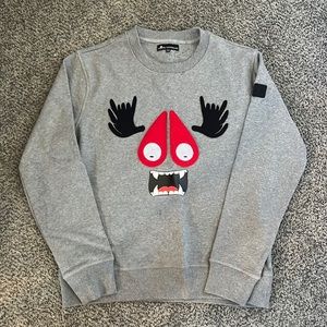 moose knuckles grey crewneck